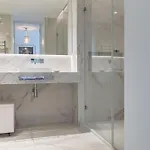 Апартаменти Fabulous 2 Bedroom By Innkeeper