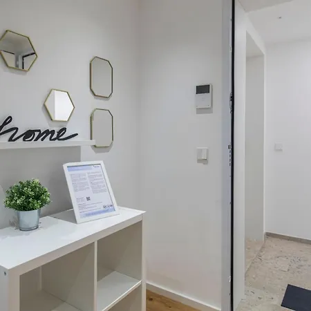 Fabulous 2 Bedroom By Innkeeper Apartment Lissabon