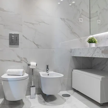 Fabulous 2 Bedroom By Innkeeper Apartment *